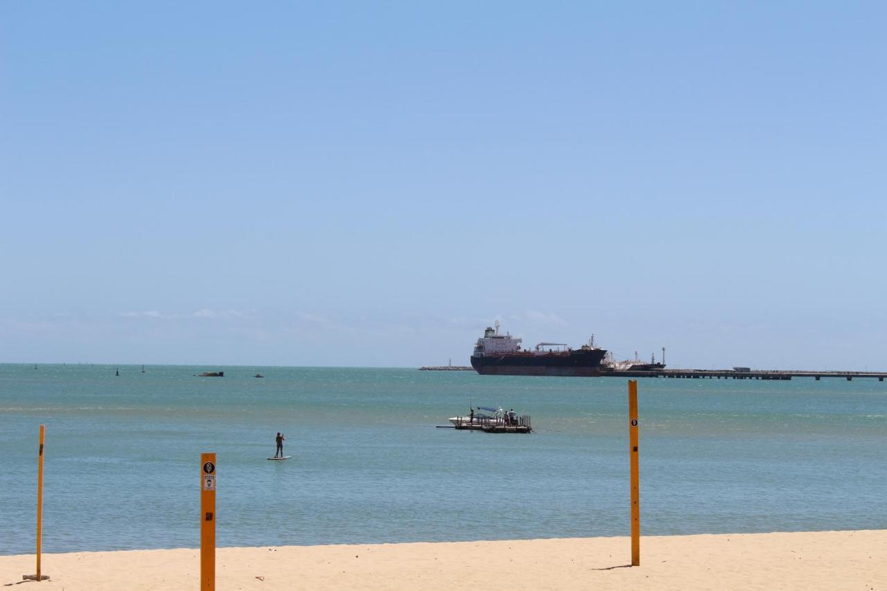 13 Flat Beira Mar Com Energia, Vaga, 3 Camas, Wi-Fi E Ar Leilighet Fortaleza  Eksteriør bilde